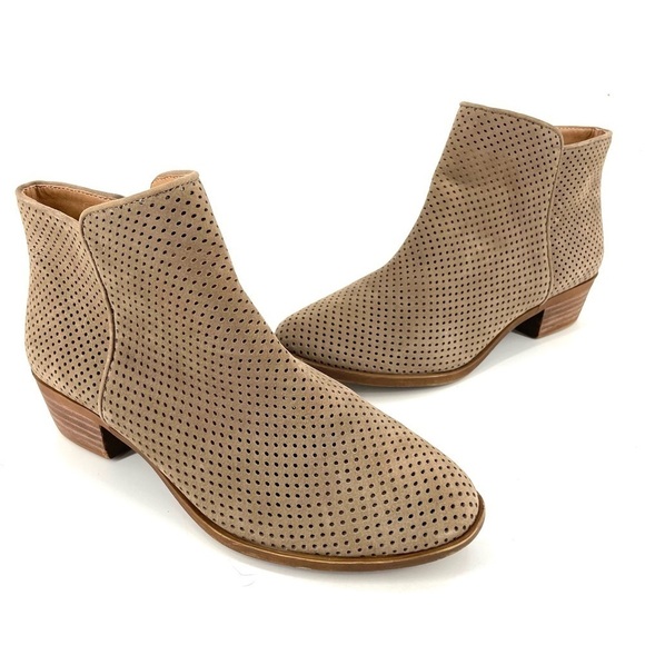 Lucky Brand Breona 3 Bootie In Wheat Bali Laser Cut Ankle Bootie Boot - Picture 1 of 7